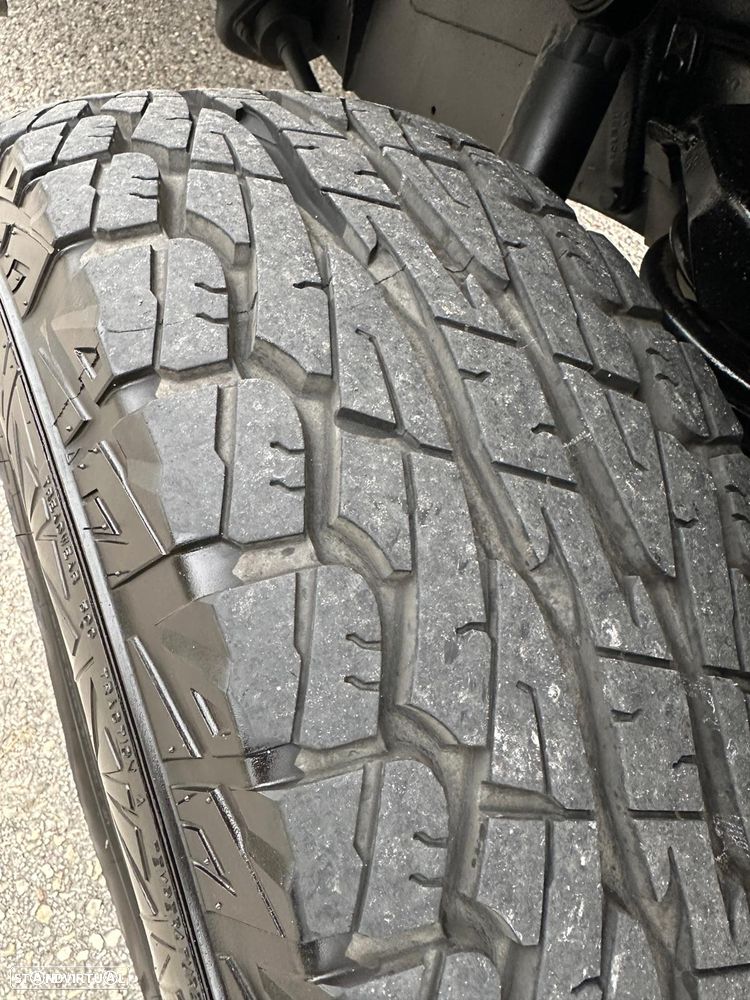 Land Rover Defender - 15