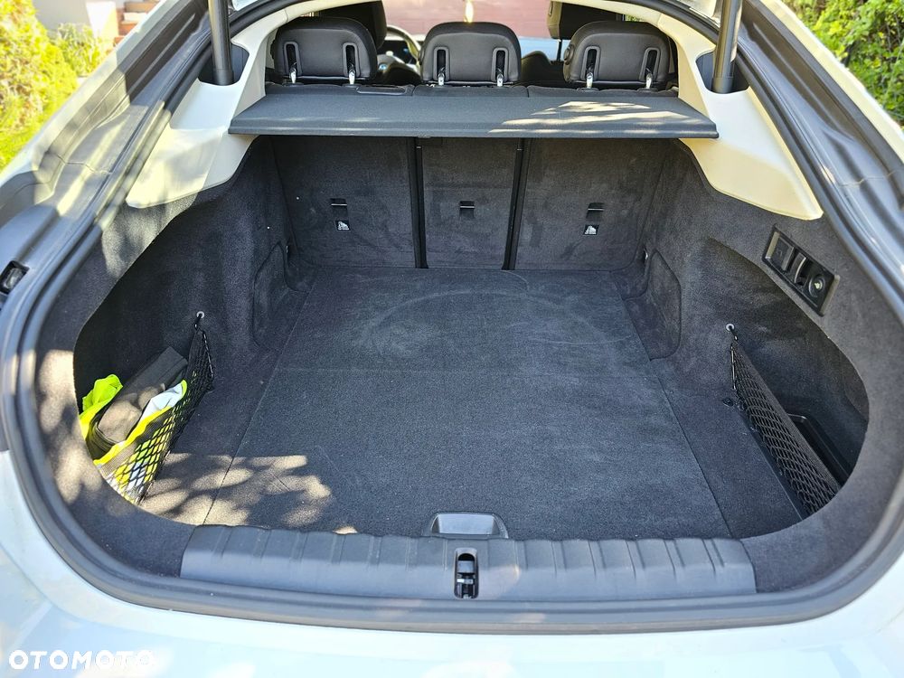 BMW i4 70.3kWh eDrive 35 - 12
