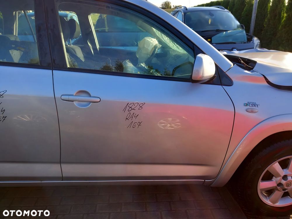 TOYOTA RAV 4 III DRZWI PRAWE PRZEDNIE PRAWY PRZÓD KOLOR: 1E7 - 1