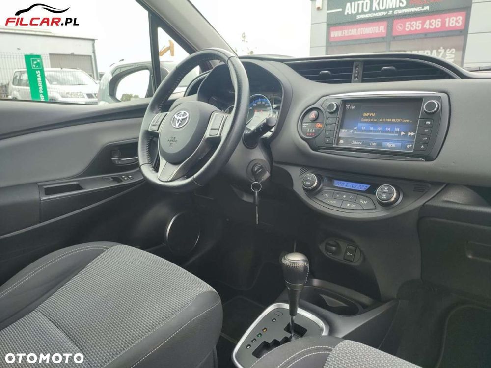 Toyota Yaris - 7