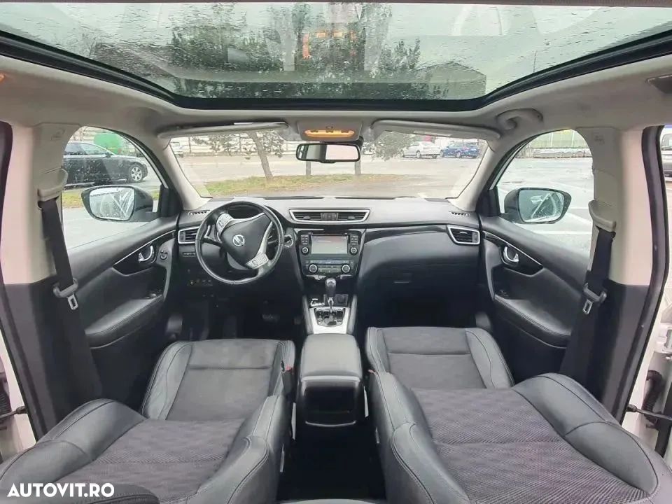 Nissan Qashqai 1.6 DCI Xtronic TEKNA+ - 5