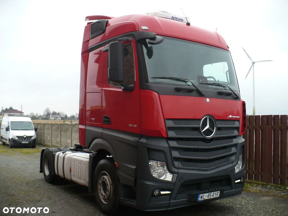 Mercedes-Benz Actros - 2