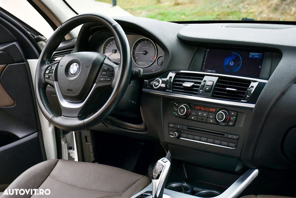 BMW X3 xDrive20d Aut. - 15