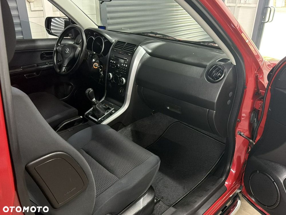 Suzuki Grand Vitara - 18