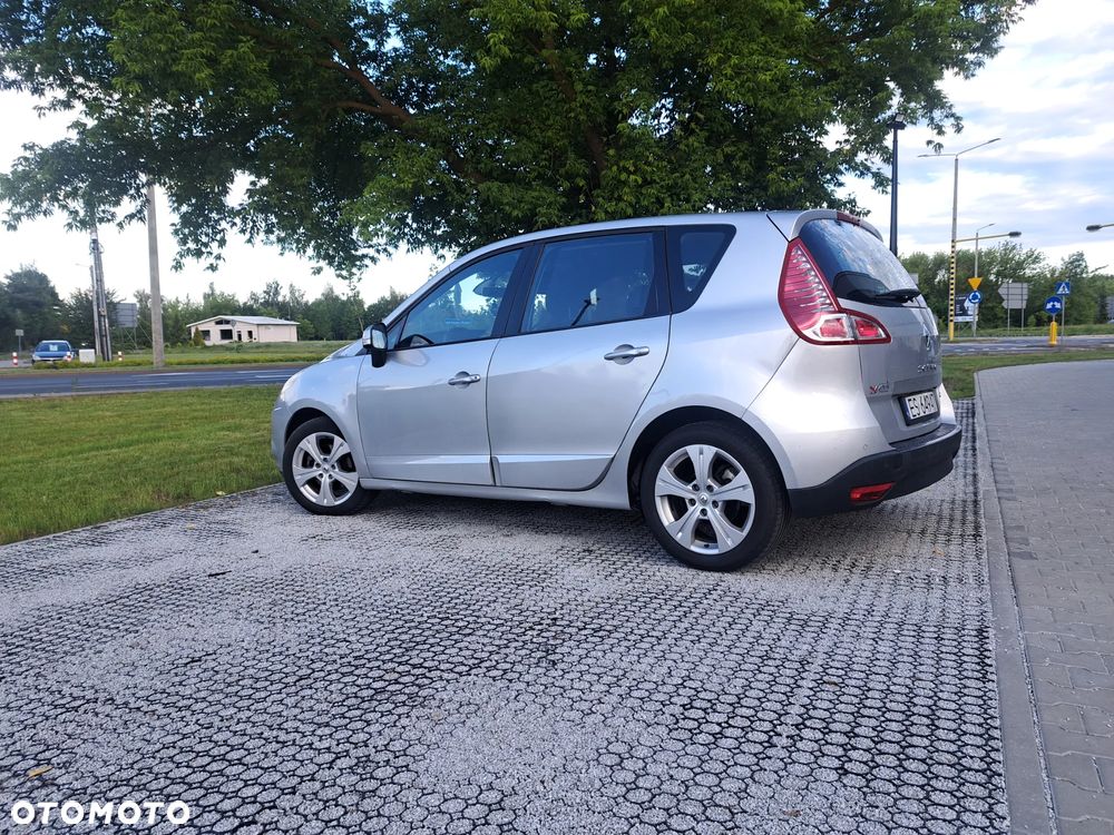 Renault Scenic dCi 110 Xmod Paris - 6