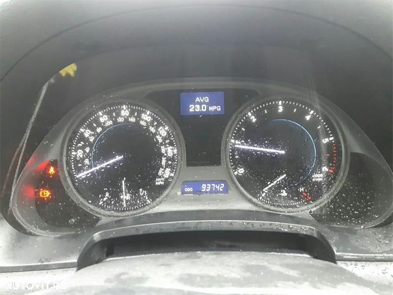 Usa stanga fata Lexus IS 2006 Berlina 2.2 - 10