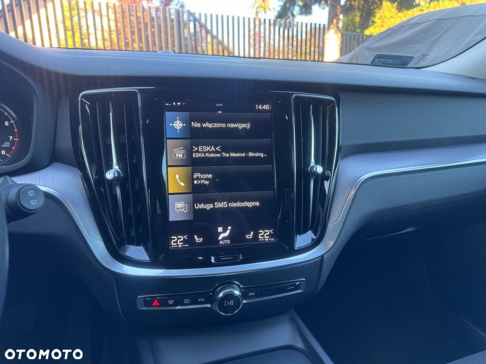 Volvo V60 B3 B Momentum Core - 12