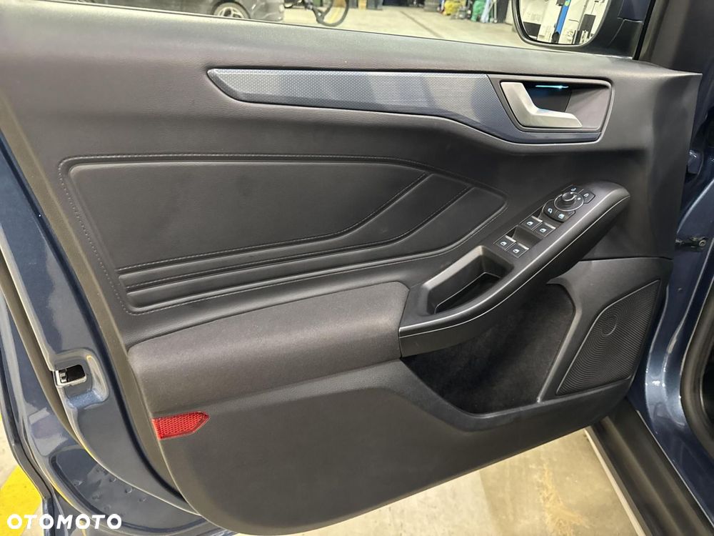 Ford Focus - 11