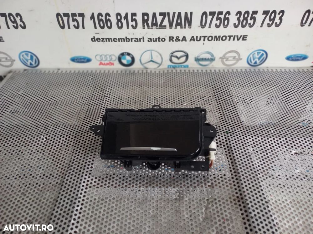 Suport Pahare Audi A8 4H D4 Volan Stanga An 2010-2011-2012-2013-2014-2015-2016-2017 Dezmembrez Audi - 3