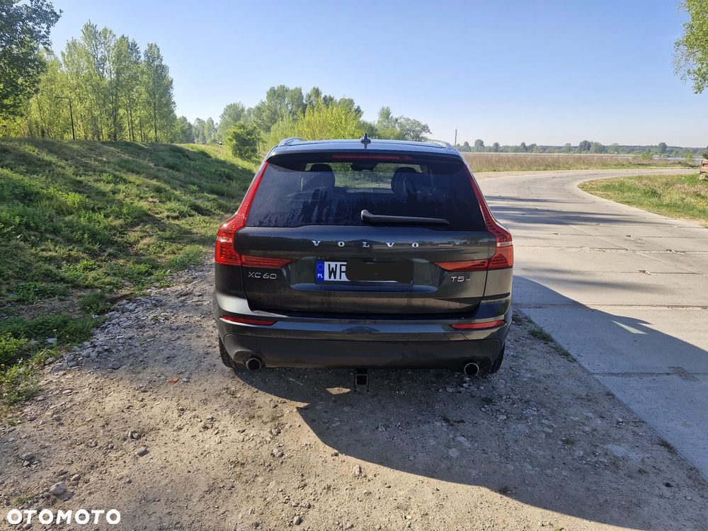 Volvo XC 60 T5 AWD Geartronic Momentum Pro - 10