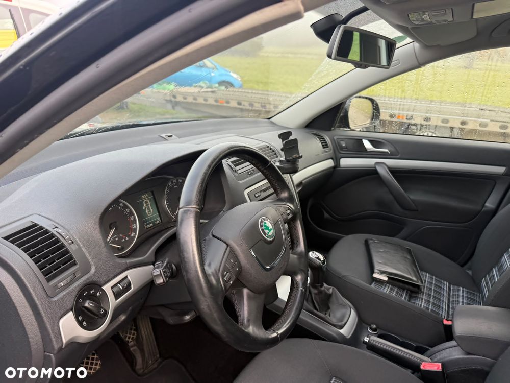 Skoda Octavia 2.0 TDI Elegance - 6