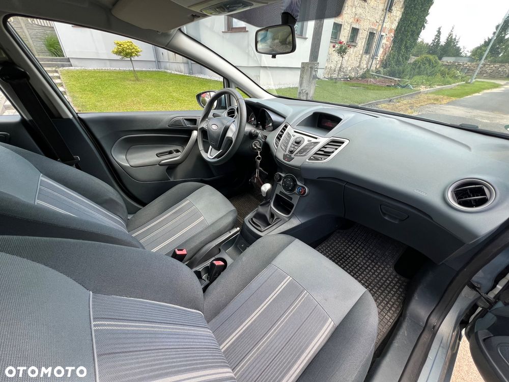 Ford Fiesta 1.25 Viva - 29