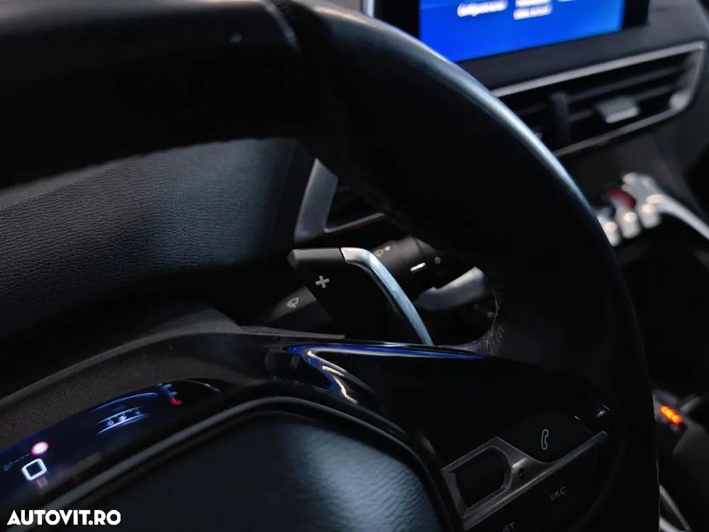 Peugeot 3008 PureTech 130 Stop & Start GPF EAT8 Allure Business-Paket - 16