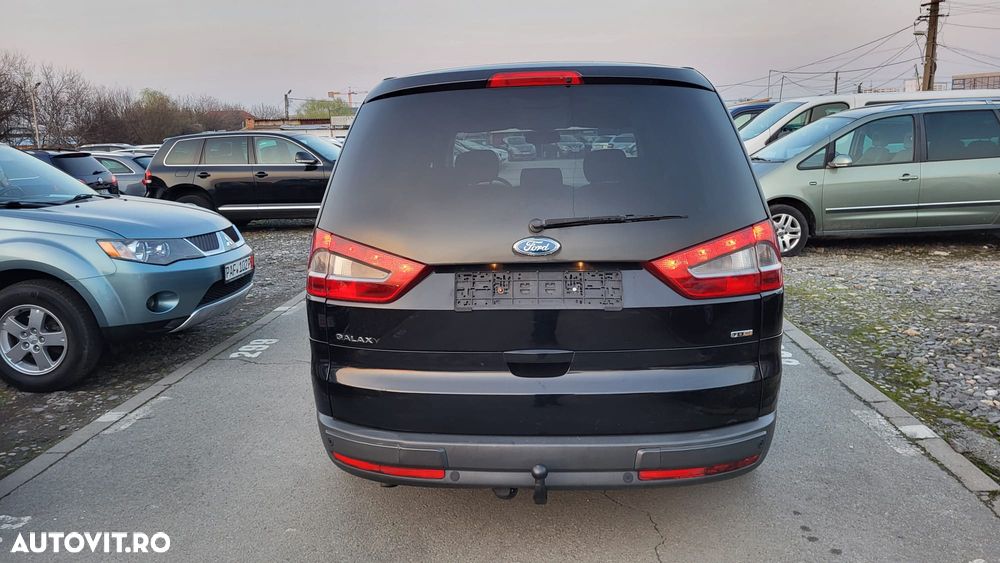 Ford Galaxy - 10