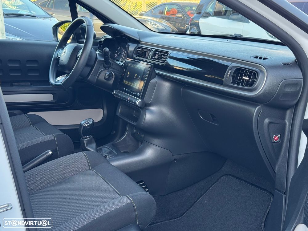 Citroën C3 1.2 PureTech Feel - 21