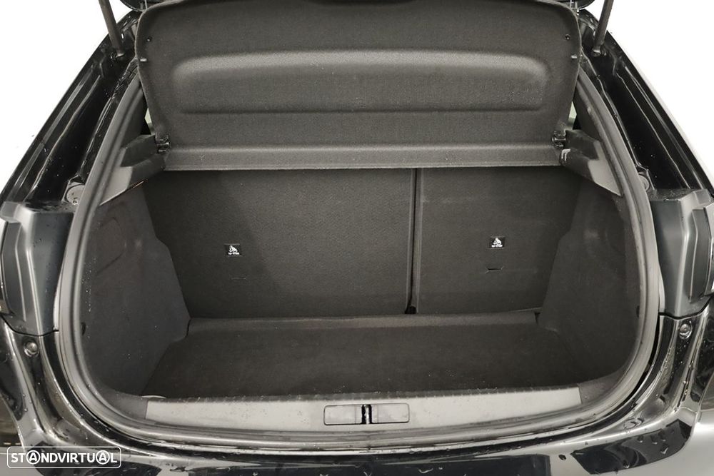 Peugeot 208 1.2 PureTech Allure - 24