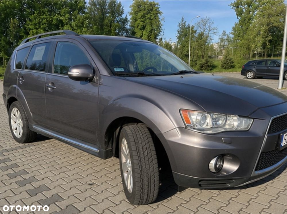 Mitsubishi Outlander 2.0 Intense + NAVI 2WD EU5 CVT - 2