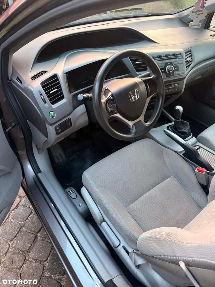 Honda Civic 1.8 Comfort - 21