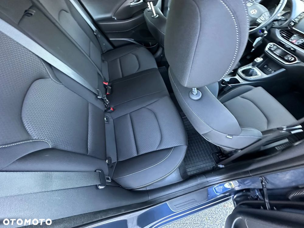 Hyundai i30 1.6 CRDI Passion Plus - 6