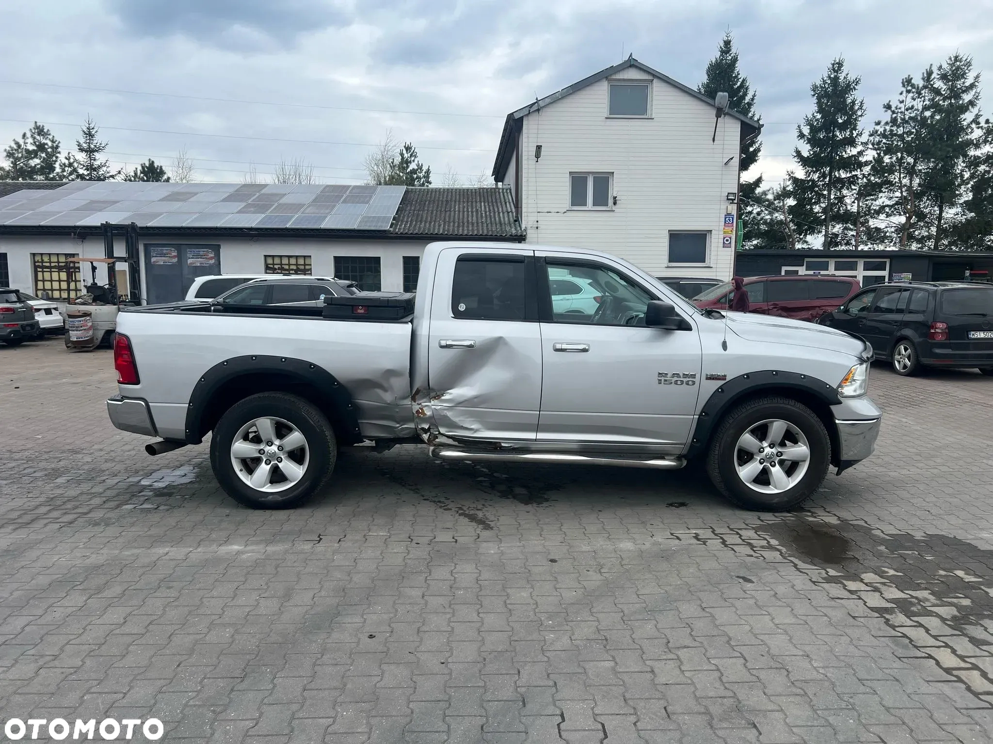 RAM 1500 5.7 Crew Cab Laramie - 8
