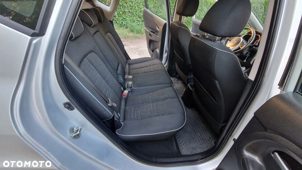 Kia Venga 1.6 CRDi XL - 12