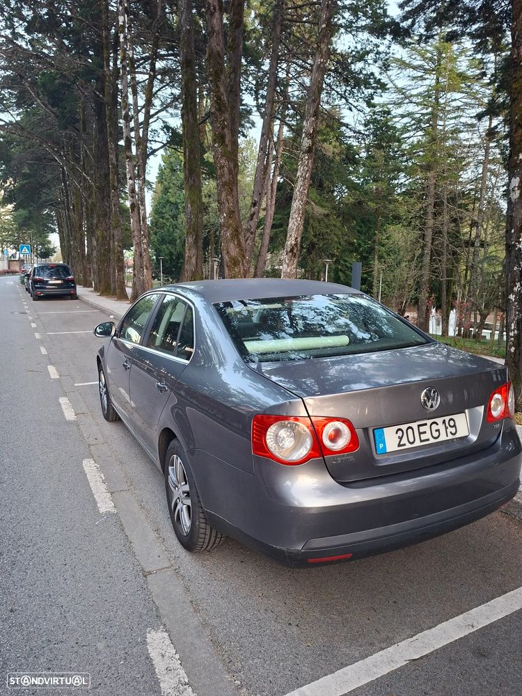 VW Jetta 1.9 TDi Trendline - 5