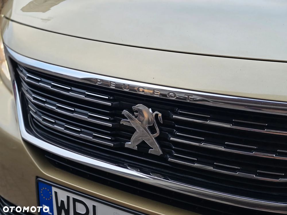 Peugeot 5008 - 3