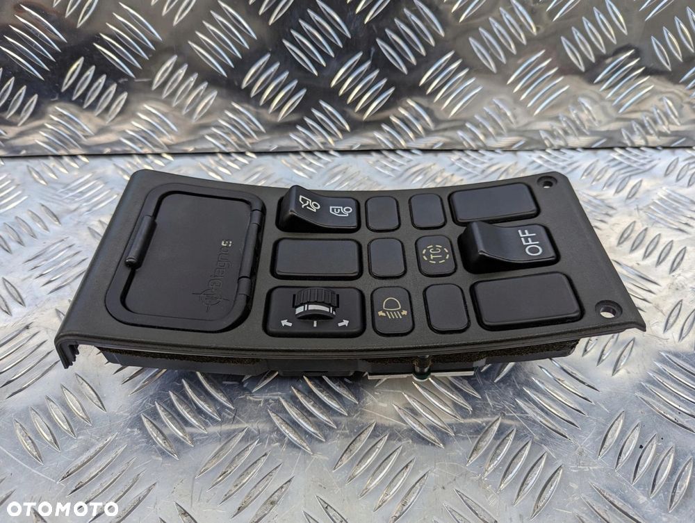 PANEL PRZYCISKI KOKPITU KOMPUTERA POKŁADOWEGO SCANIA 4 / 124 - 3