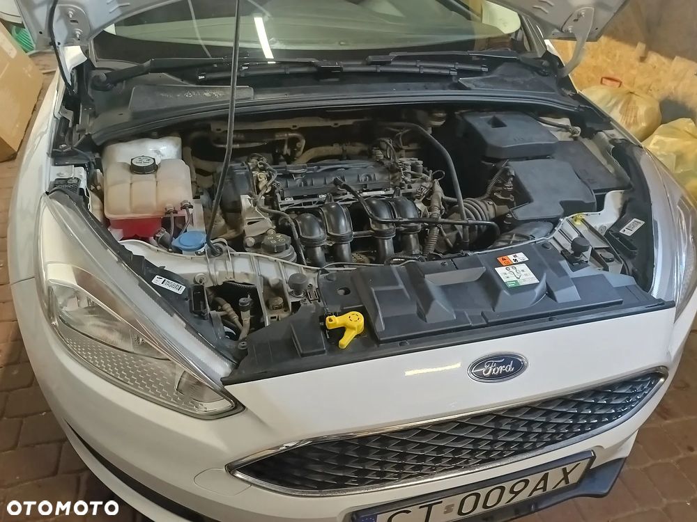 Ford Focus 1.6 Trend - 11