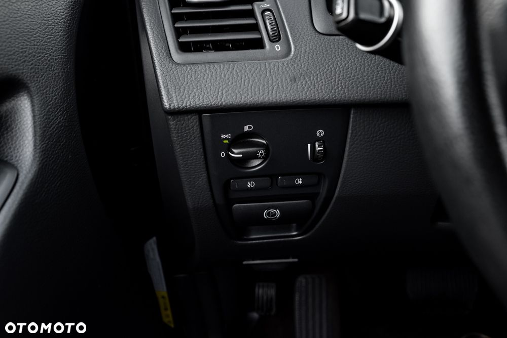 Volvo XC 90 D5 Momentum - 31