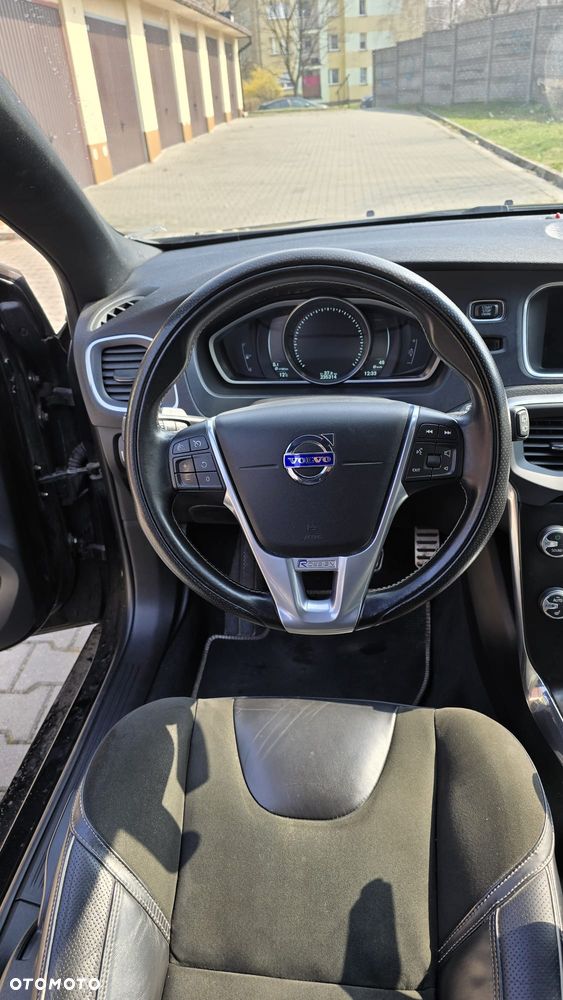Volvo V40 2015 photo 5
