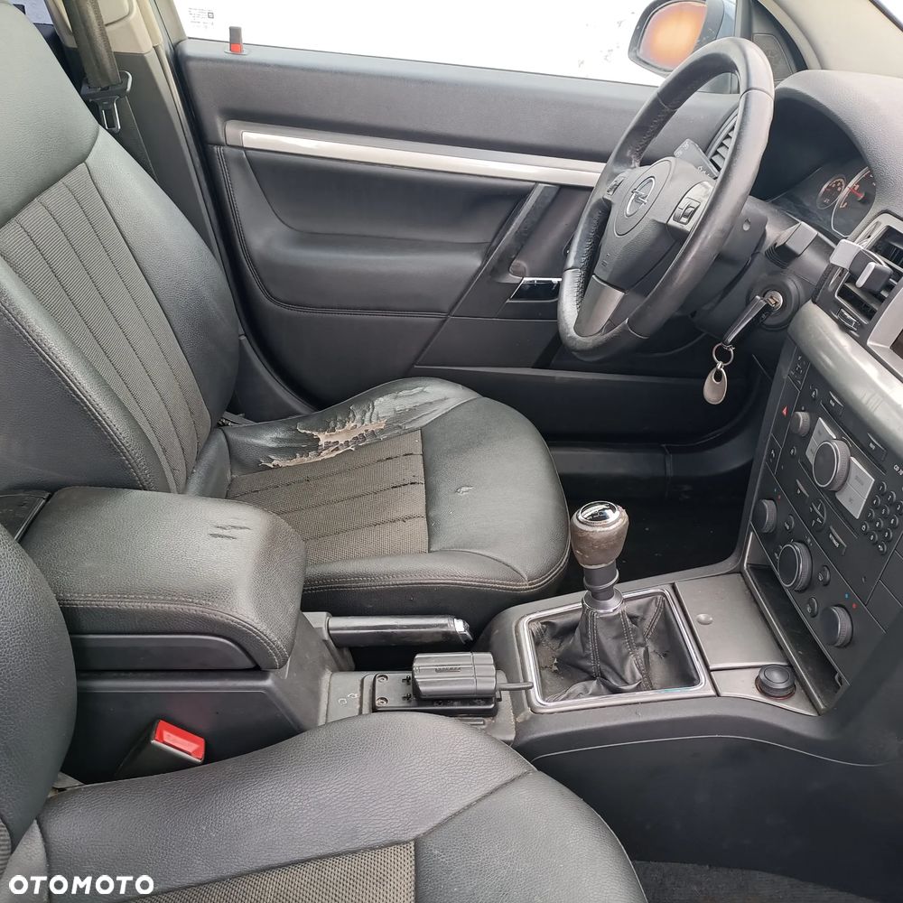 Opel Vectra 1.9 CDTI - 29