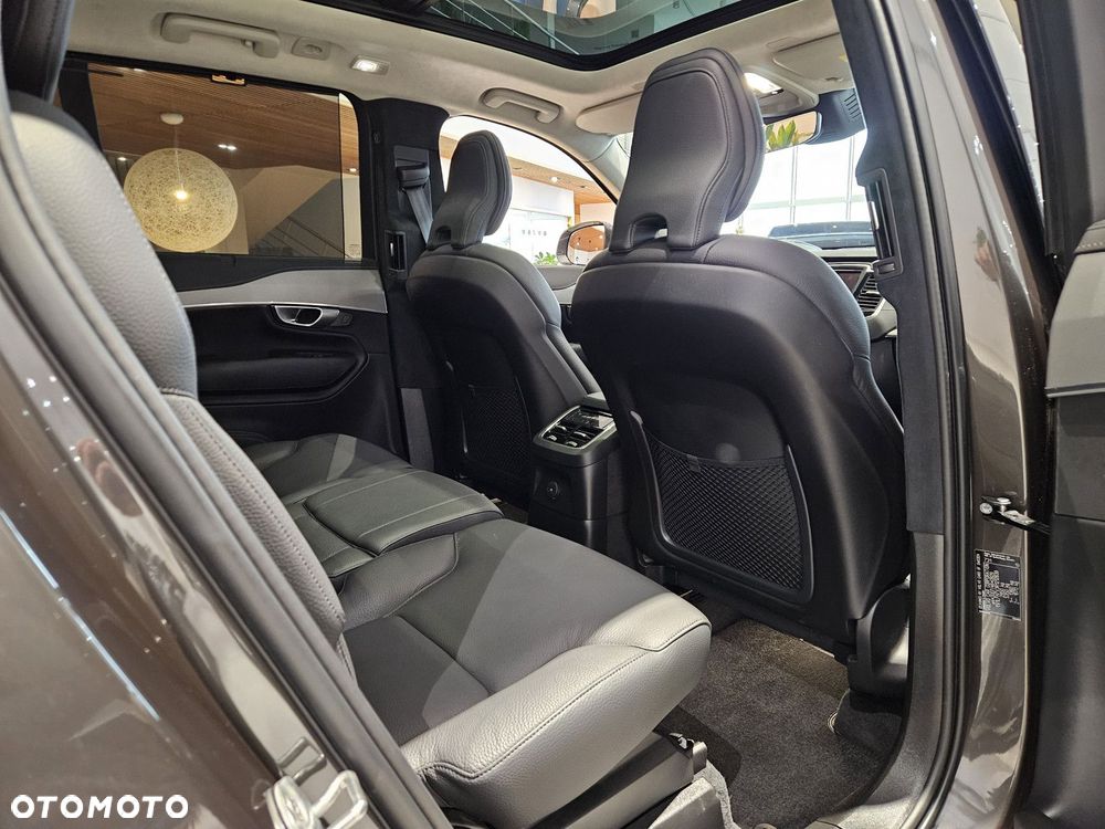 Volvo XC 90 - 27