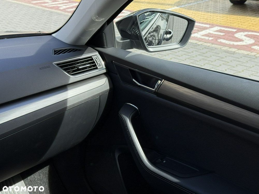 Skoda Superb - 35