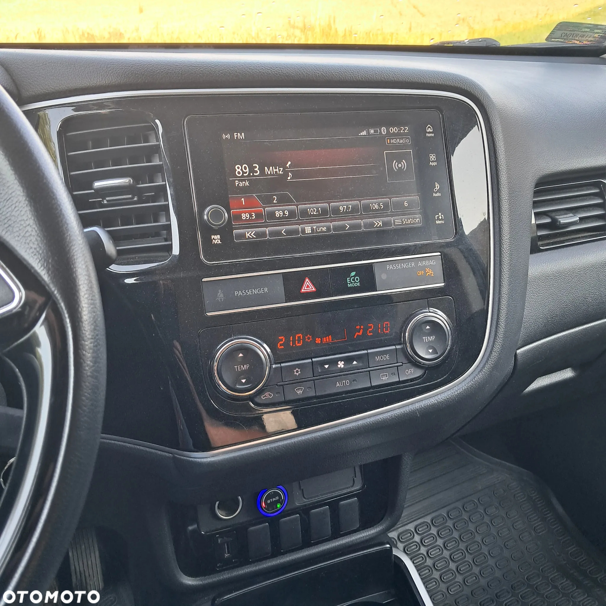 Mitsubishi Outlander - 8