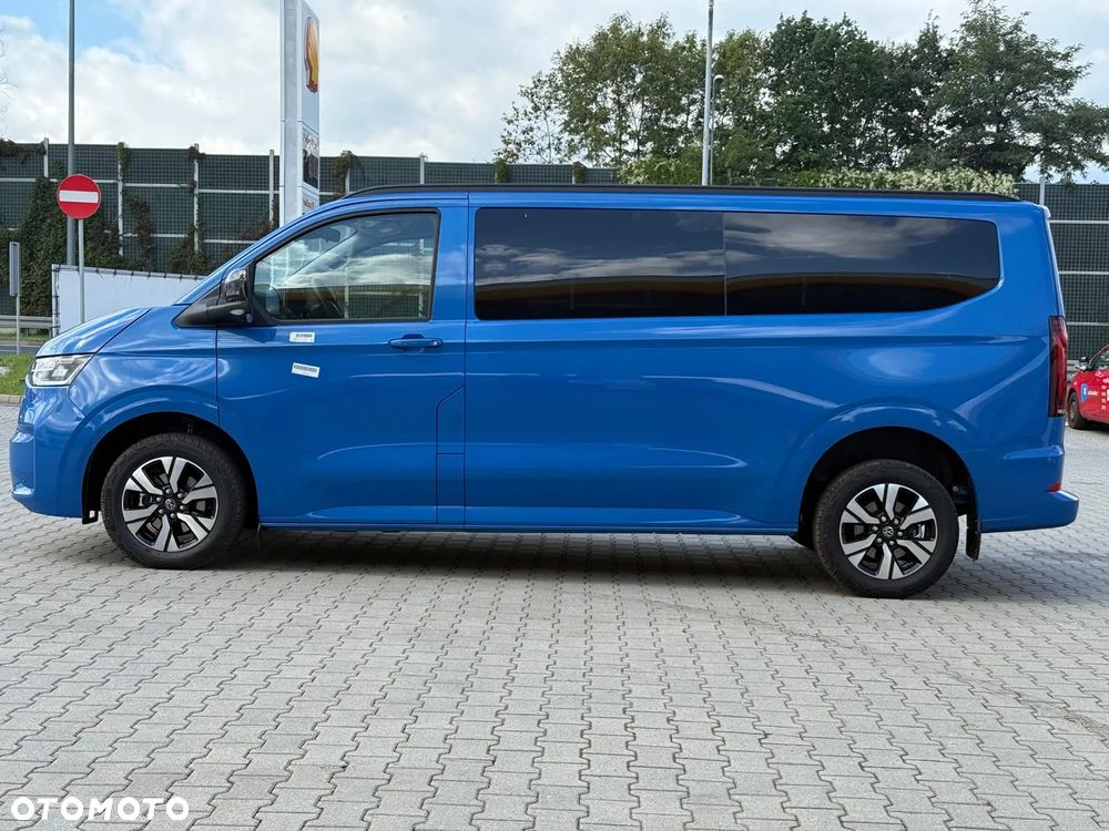 Volkswagen Caravelle - 5