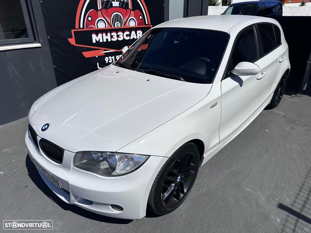BMW 118 d Pack M - 4