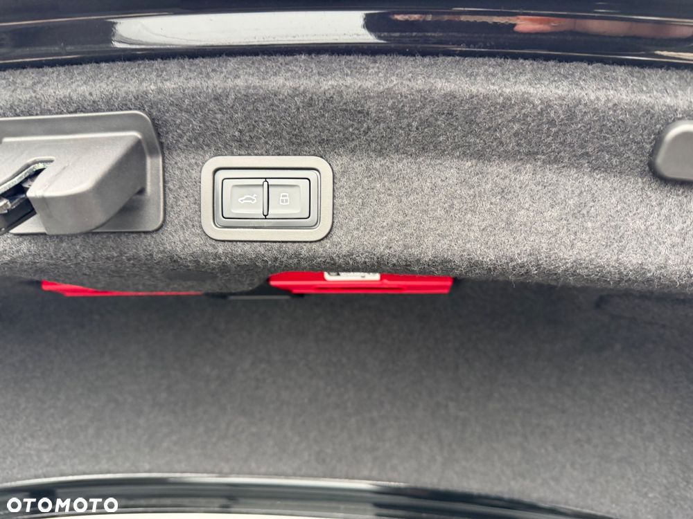 Audi S6 Limousine - 8