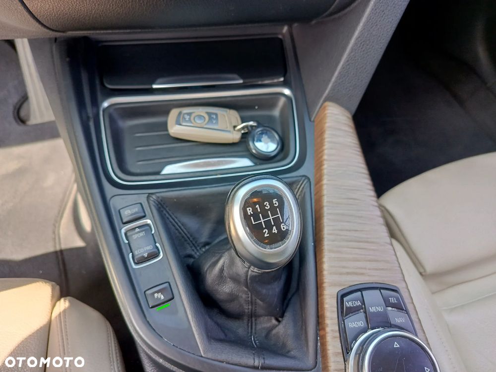 BMW 3GT 320d Modern Line - 39