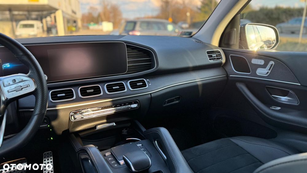 Mercedes-Benz GLE - 10