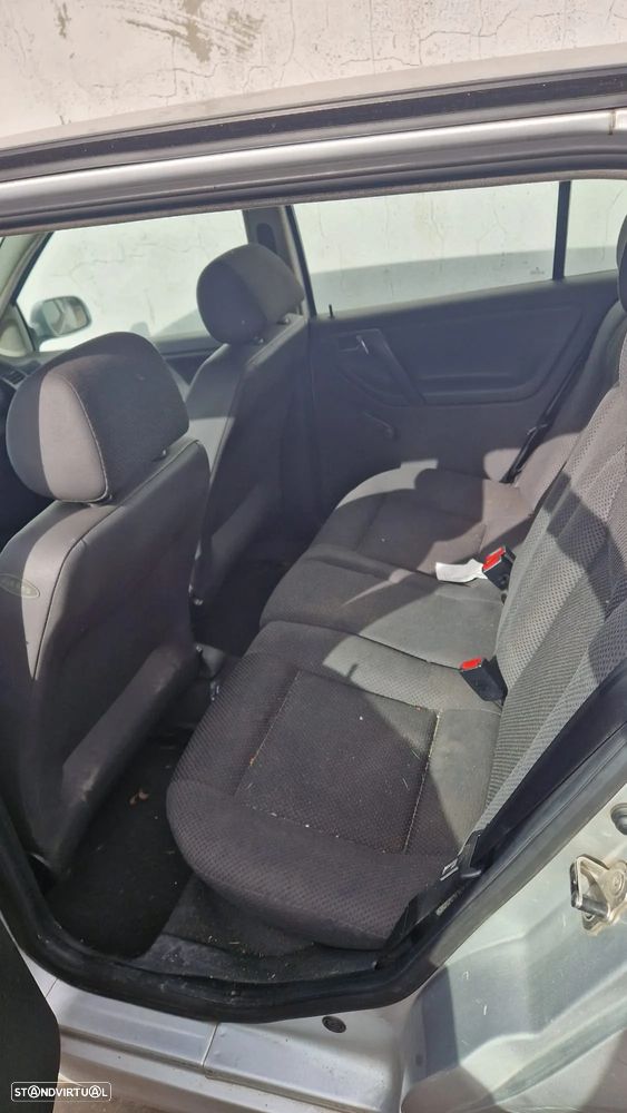 Salvado Volkswagen Polo (6N) de 2001 - 7