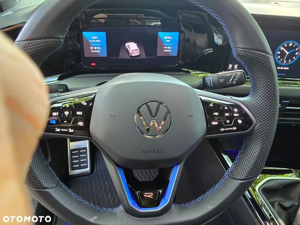 Volkswagen Golf - 15