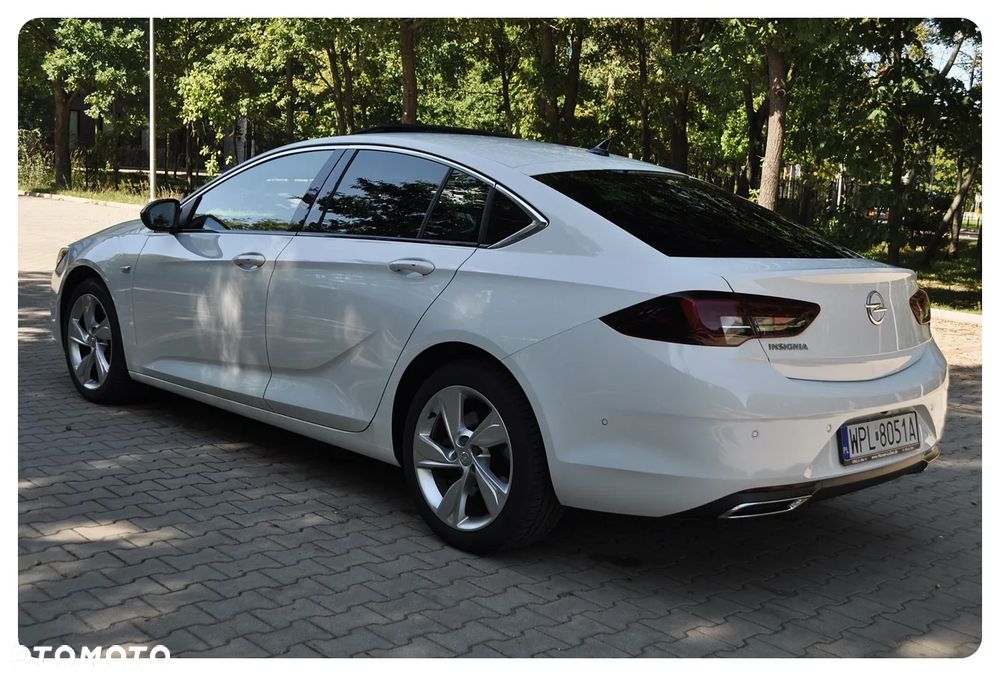 Opel Insignia 2.0 T Business Elegance S&S - 13
