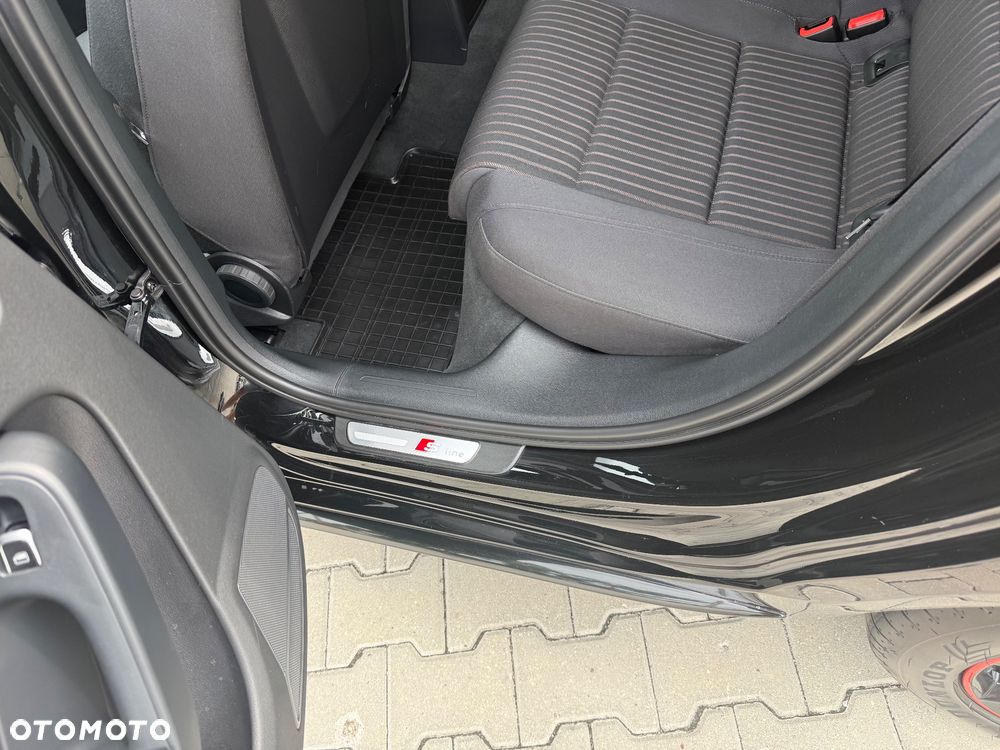 Audi A4 Avant 2.0 TDI DPF clean diesel quattro S line Sportpaket - 8