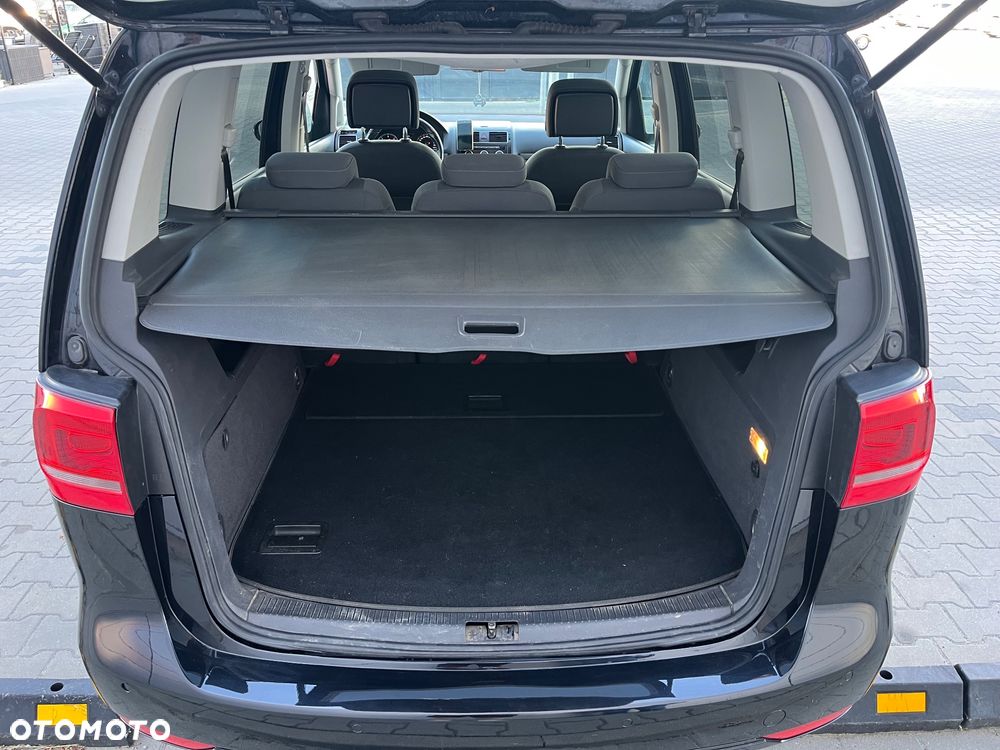 Volkswagen Touran 2.0 TDI DPF Life - 20