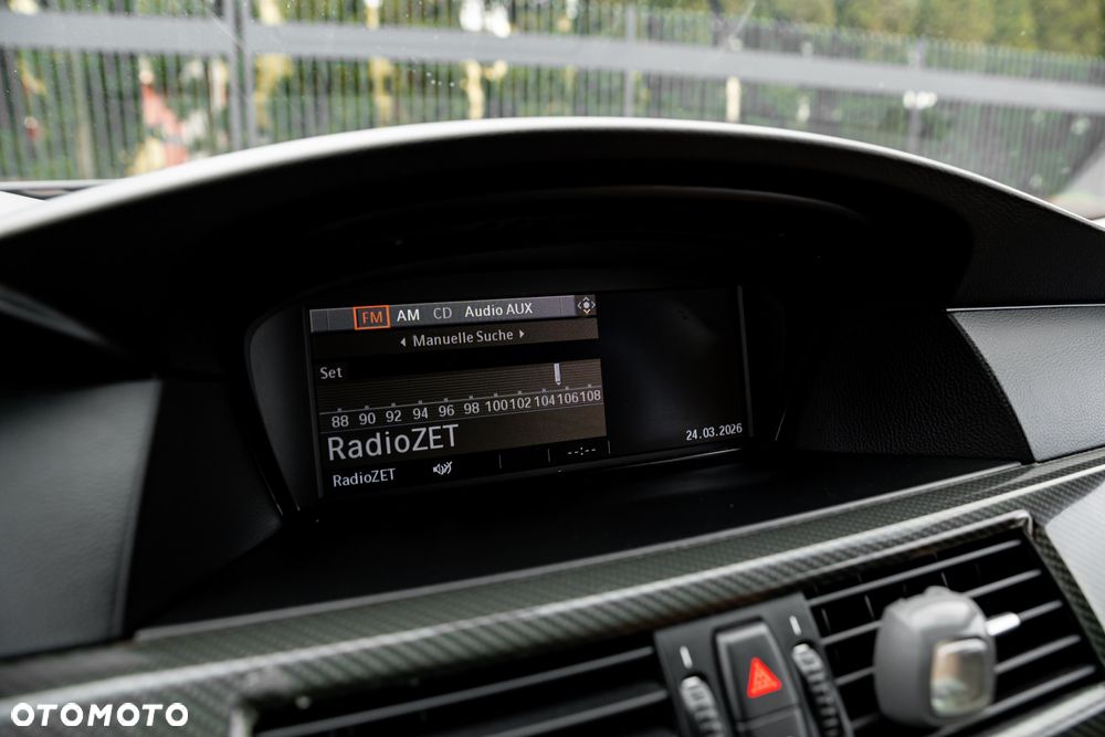 BMW Seria 5 525i xDrive - 38