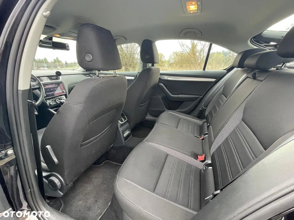 Skoda Octavia 2.0 TDI SCR Ambition - 9