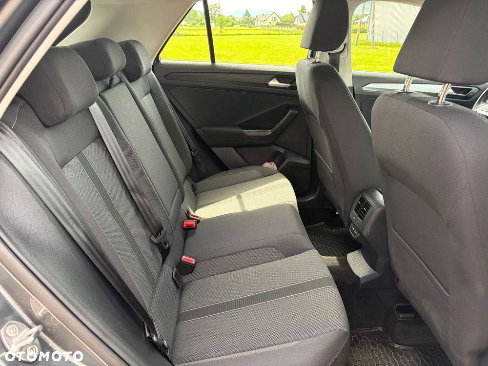 Volkswagen T-Roc 1.5 TSI Life - 27