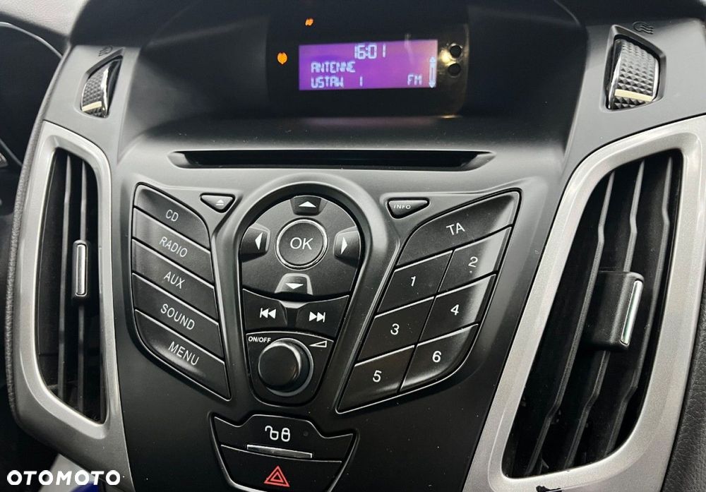 Ford Focus - 24