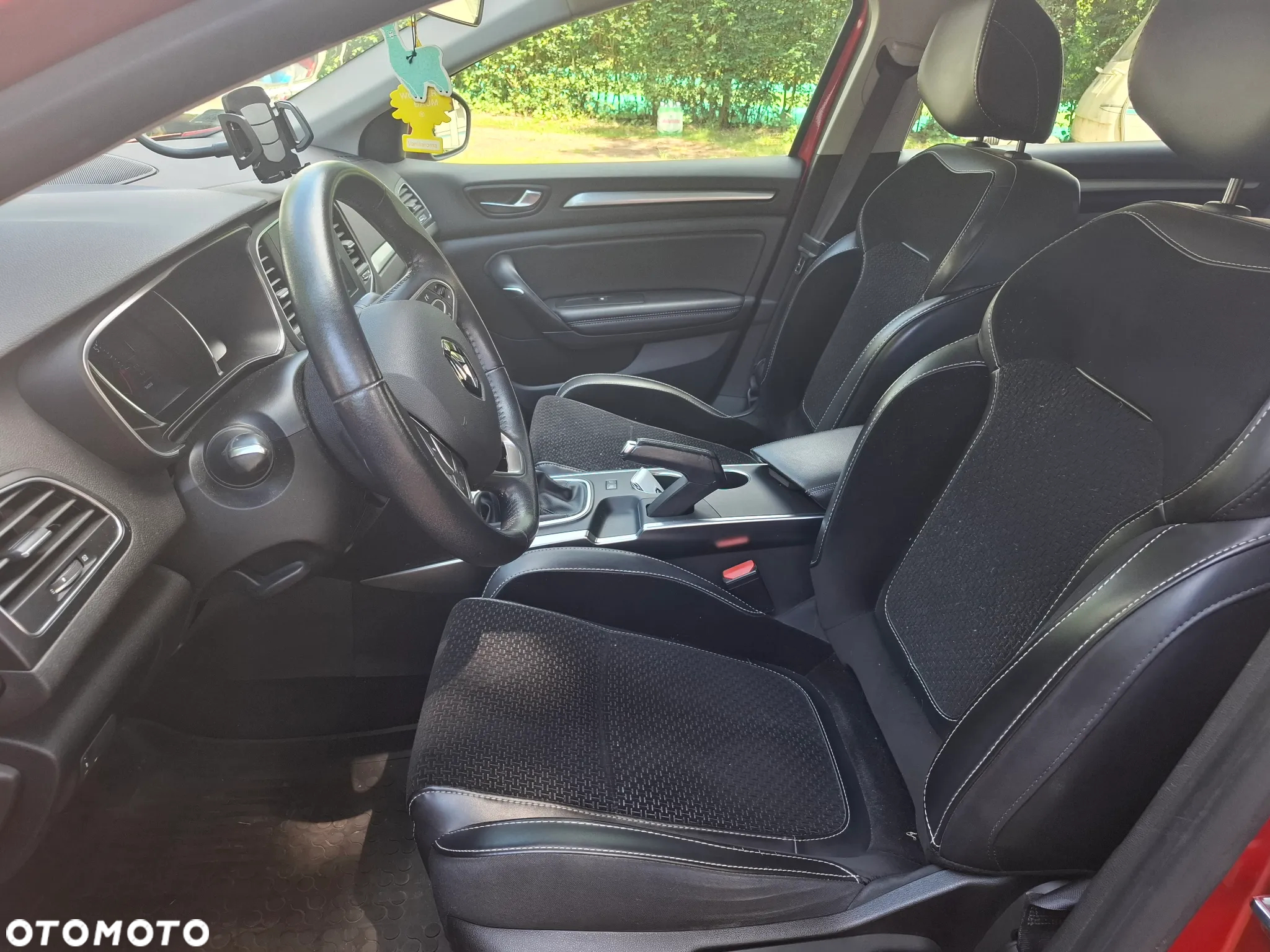 Renault Megane 1.2 Energy TCe Intens - 6